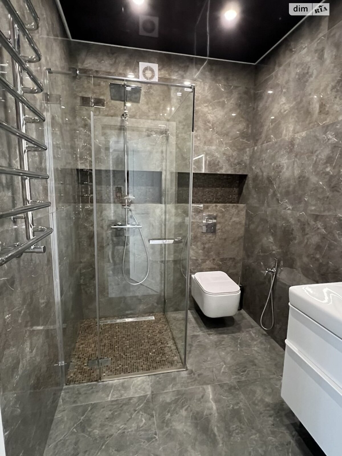 Продажа трехкомнатной квартиры в Виннице, на ул. Зодчих 19, кв. 105, район Подолье фото 1