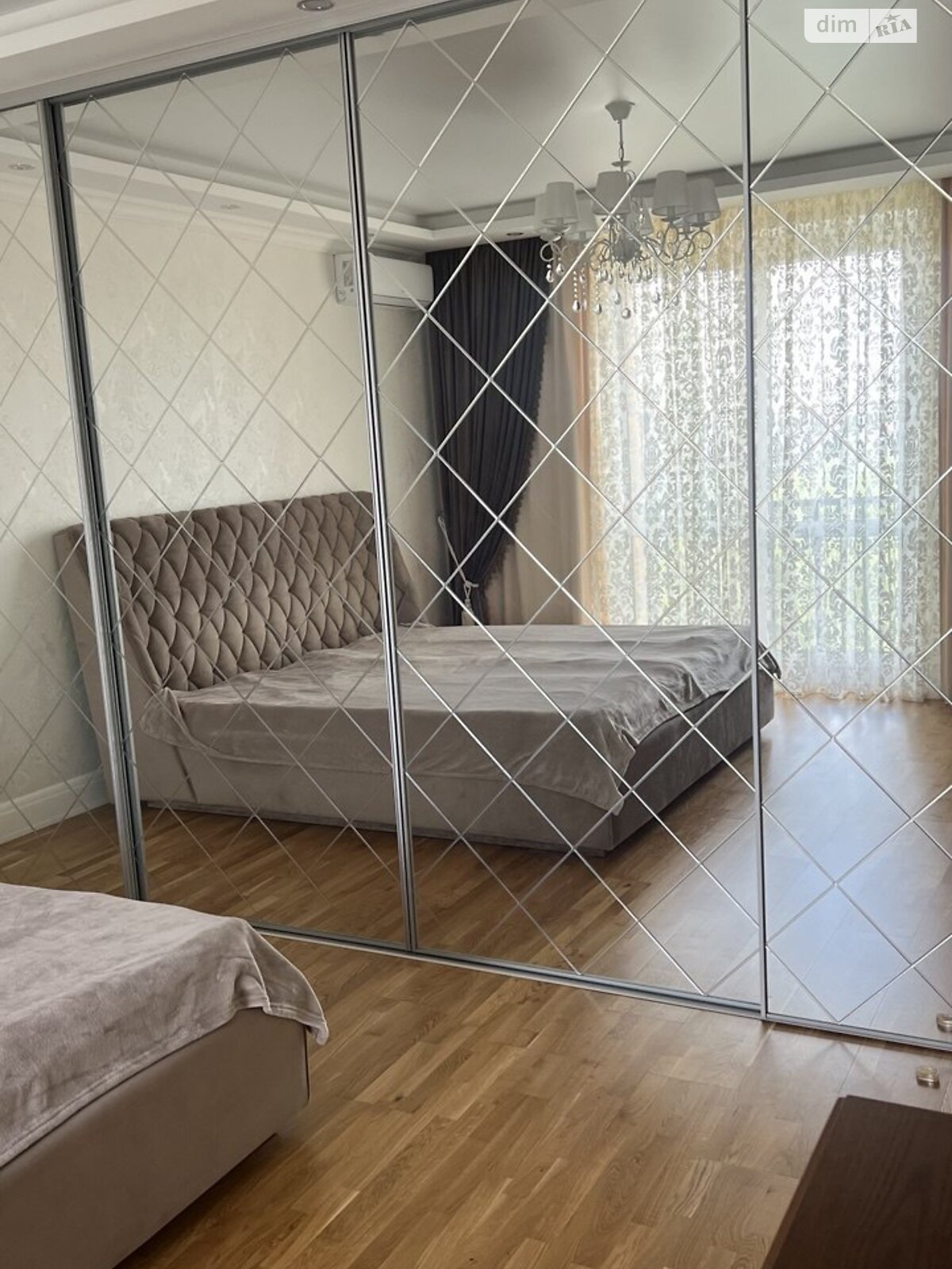 Продажа трехкомнатной квартиры в Виннице, на ул. Зодчих 19, кв. 105, район Подолье фото 1