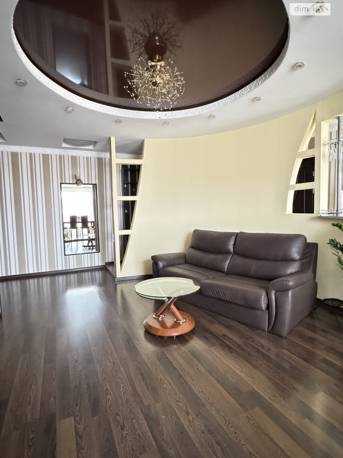 Продаж трикімнатної квартири в Вінниці, на вул. Зодчих 4, район Поділля фото 1