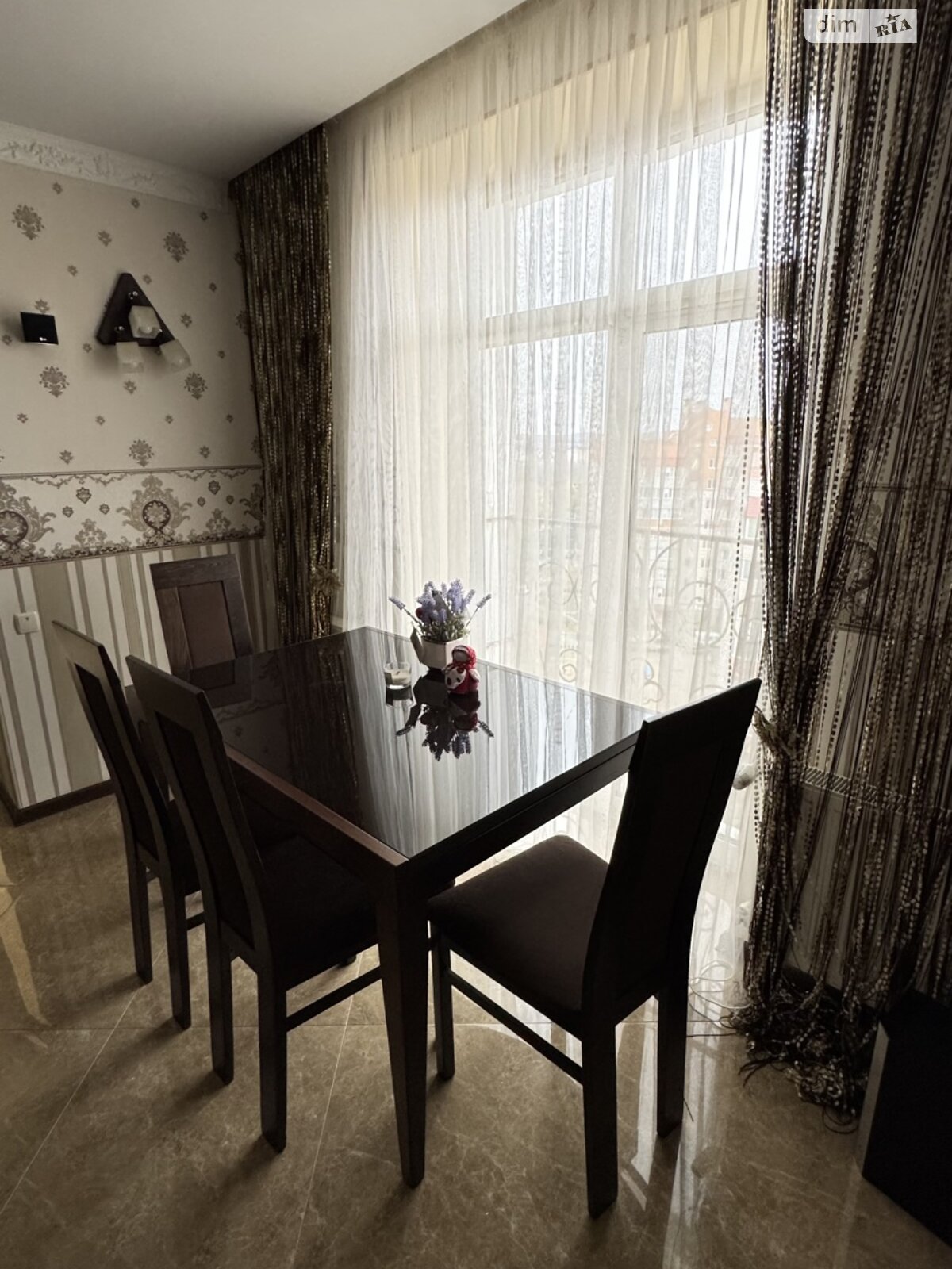 Продаж трикімнатної квартири в Вінниці, на вул. Зодчих 4, район Поділля фото 1