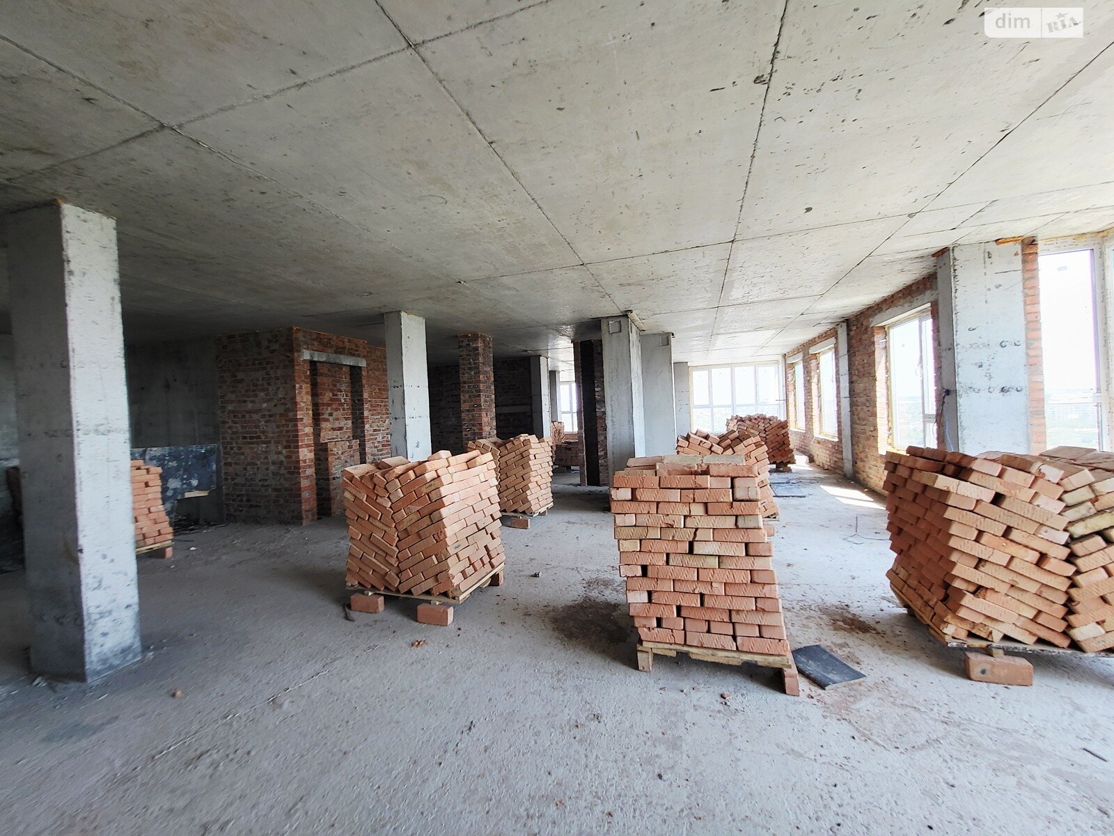 Продажа трехкомнатной квартиры в Виннице, на ул. Ивана Богуна 27В, район Пятничаны фото 1 Продажа трехкомнатной квартиры в Виннице, на ул. Ивана Богуна 27В, район Пятничаны фото 1