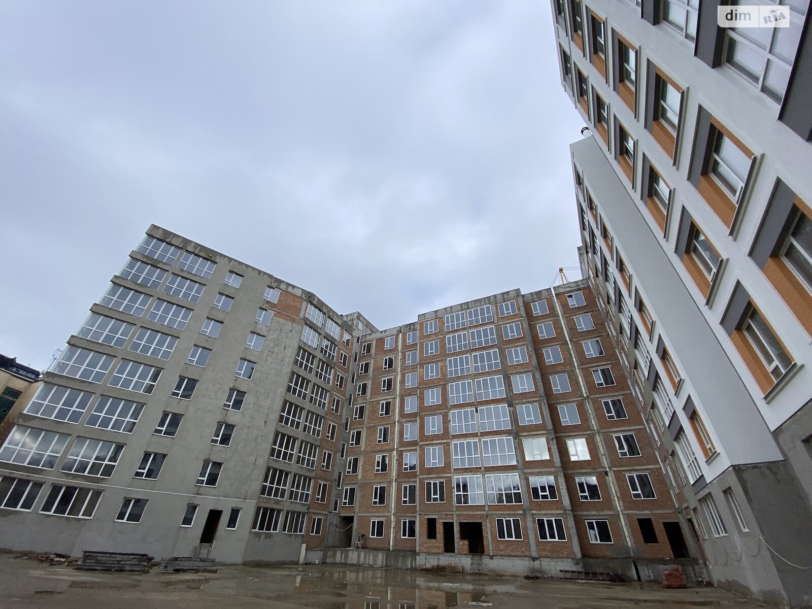 Продажа двухкомнатной квартиры в Виннице, на ул. Ивана Богуна, район Пятничаны фото 1 Продажа двухкомнатной квартиры в Виннице, на ул. Ивана Богуна, район Пятничаны фото 1