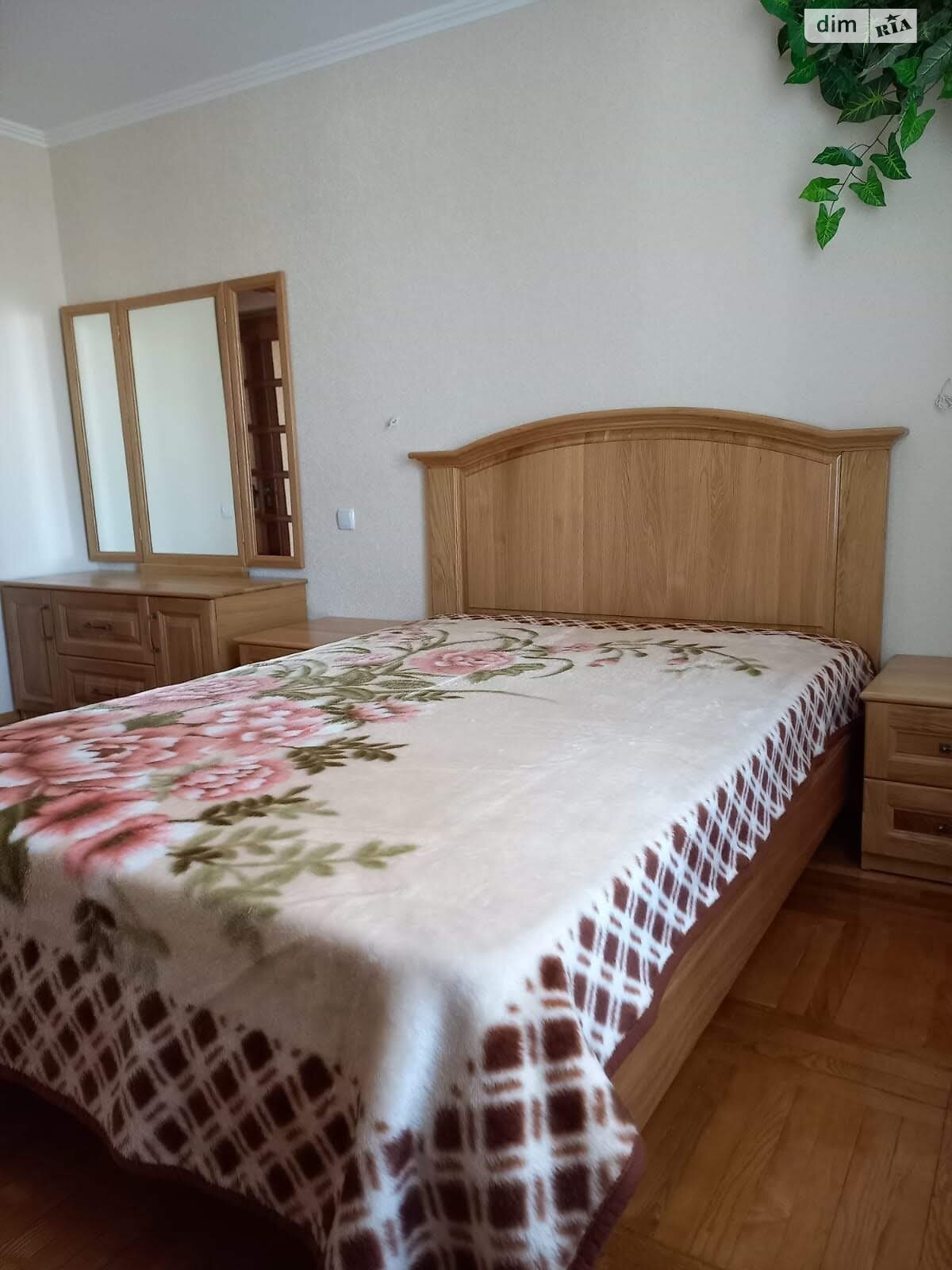 Продаж п`ятикімнатної квартири в Вінниці, на вул. Академіка Заболотного, район Слов'янка фото 1 Продаж п`ятикімнатної квартири в Вінниці, на вул. Академіка Заболотного, район Слов'янка фото 1
