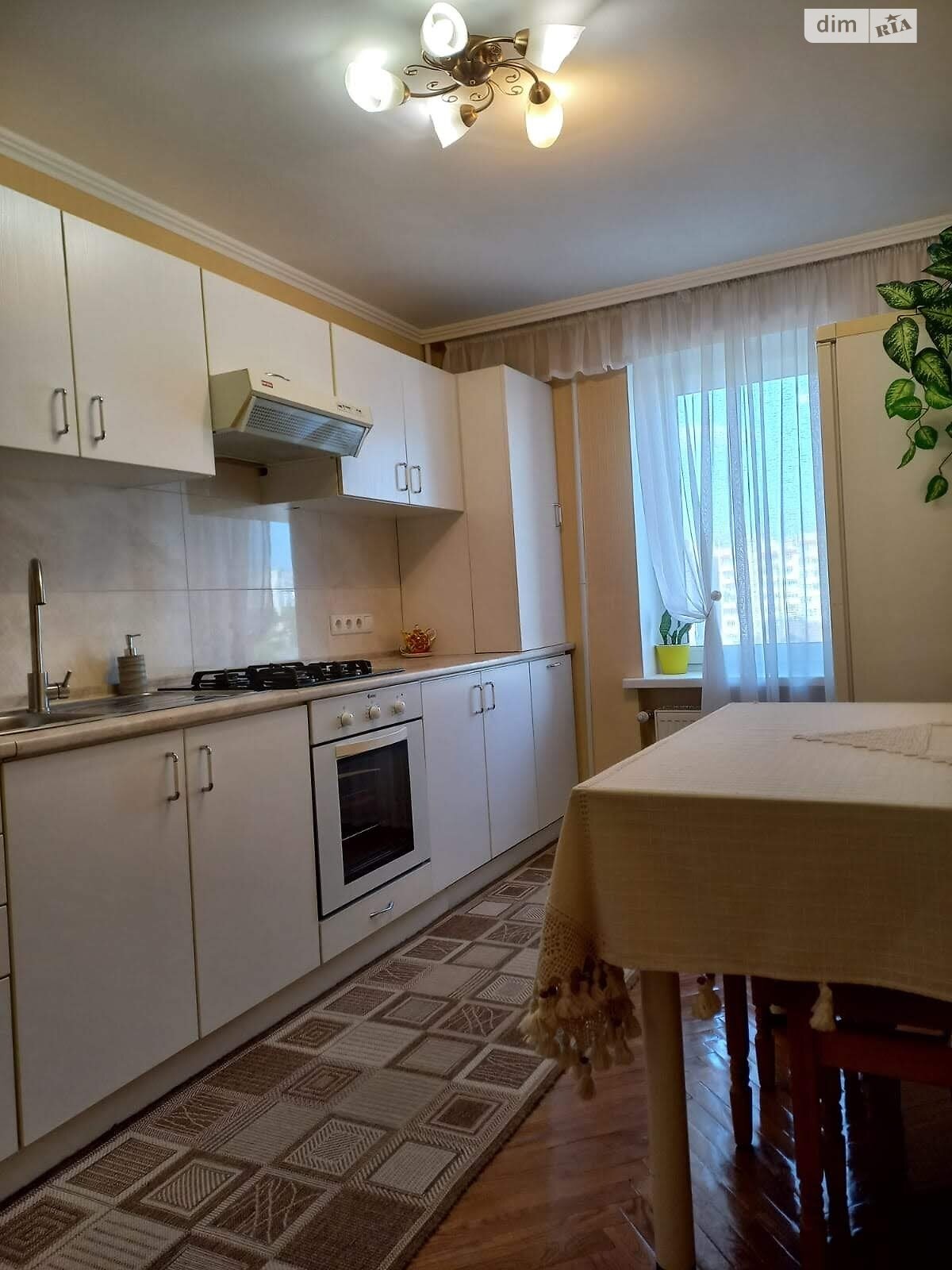Продаж п`ятикімнатної квартири в Вінниці, на вул. Академіка Заболотного, район Слов'янка фото 1 Продаж п`ятикімнатної квартири в Вінниці, на вул. Академіка Заболотного, район Слов'янка фото 1