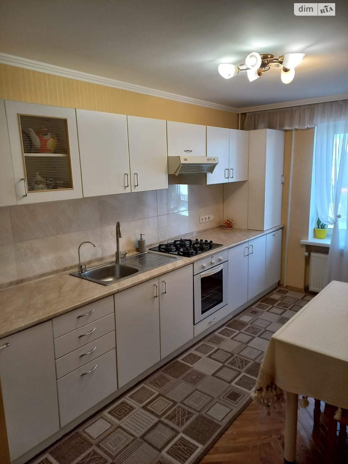 Продаж п`ятикімнатної квартири в Вінниці, на вул. Академіка Заболотного, район Слов'янка фото 1 Продаж п`ятикімнатної квартири в Вінниці, на вул. Академіка Заболотного, район Слов'янка фото 1