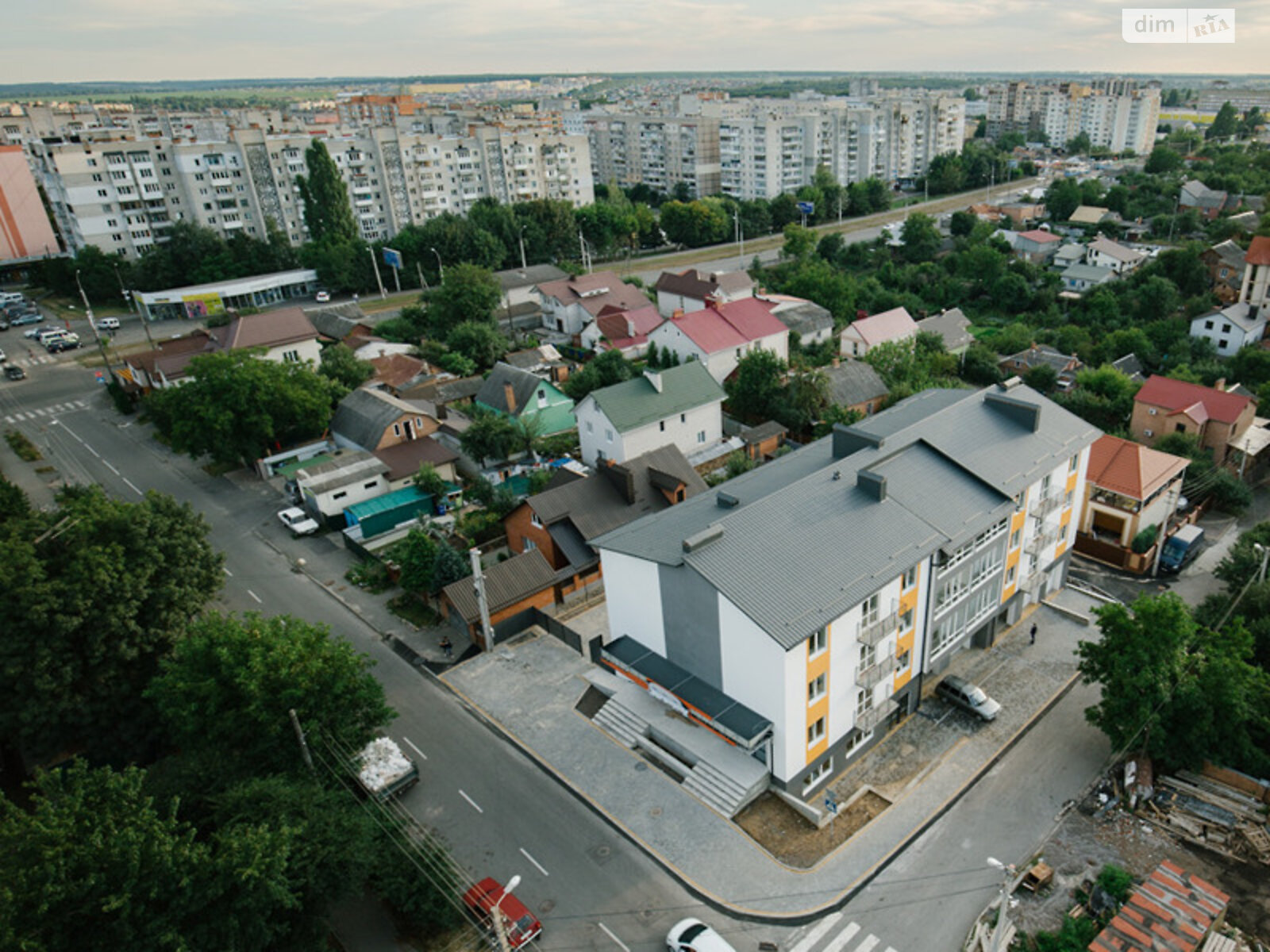 Продаж трикімнатної квартири в Вінниці, на вул. Академіка Заболотного, район Слов'янка фото 1