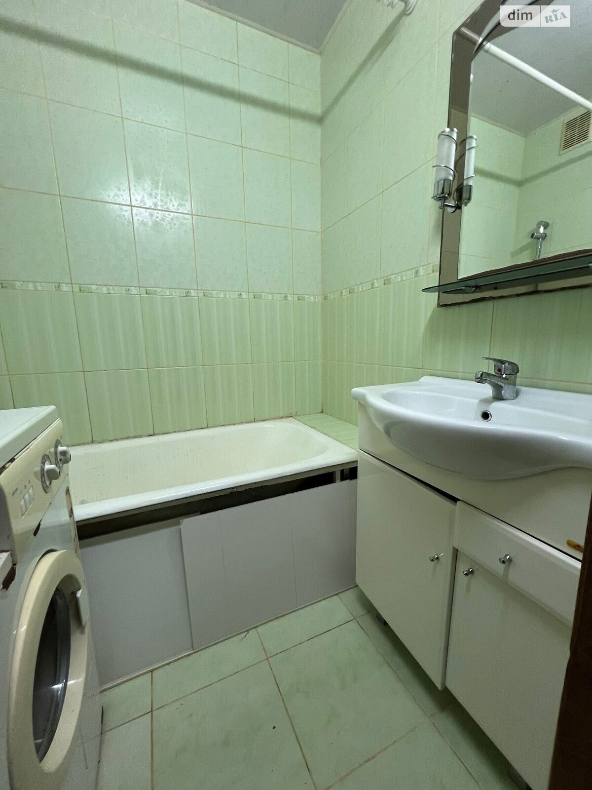 Продаж трикімнатної квартири в Вінниці, на вул. Академіка Заболотного 6, район Слов'янка фото 1 Продаж трикімнатної квартири в Вінниці, на вул. Академіка Заболотного 6, район Слов'янка фото 1