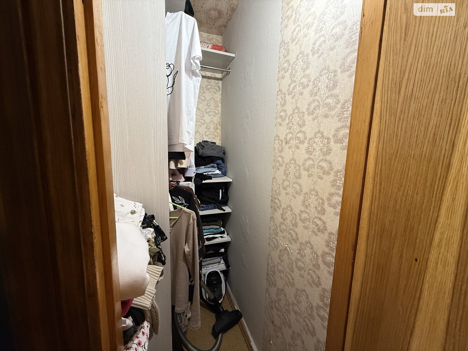 Продаж однокімнатної квартири в Вінниці, на вул. Дмитра Майбороди 42, район Слов'янка фото 1 Продаж однокімнатної квартири в Вінниці, на вул. Дмитра Майбороди 42, район Слов'янка фото 1