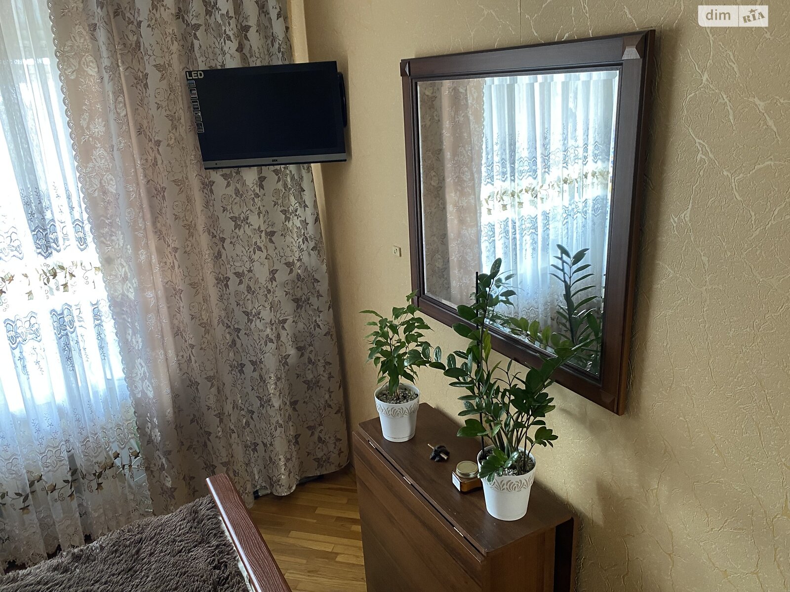 Продаж трикімнатної квартири в Вінниці, на вул. Дмитра Майбороди, район Слов'янка фото 1 Продаж трикімнатної квартири в Вінниці, на вул. Дмитра Майбороди, район Слов'янка фото 1