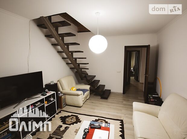Продажа трехкомнатной квартиры в Виннице, на пер. Средний, район Славянка фото 1 Продажа трехкомнатной квартиры в Виннице, на пер. Средний, район Славянка фото 1