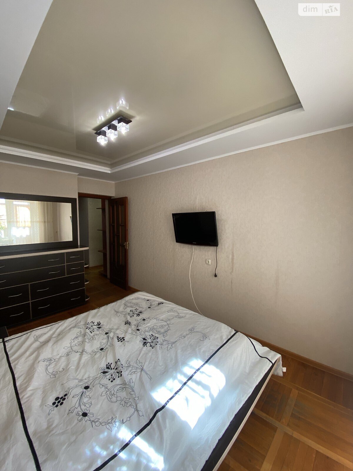 Продаж трикімнатної квартири в Вінниці, на шосе Хмельницьке 49, район Слов'янка фото 1 Продаж трикімнатної квартири в Вінниці, на шосе Хмельницьке 49, район Слов'янка фото 1