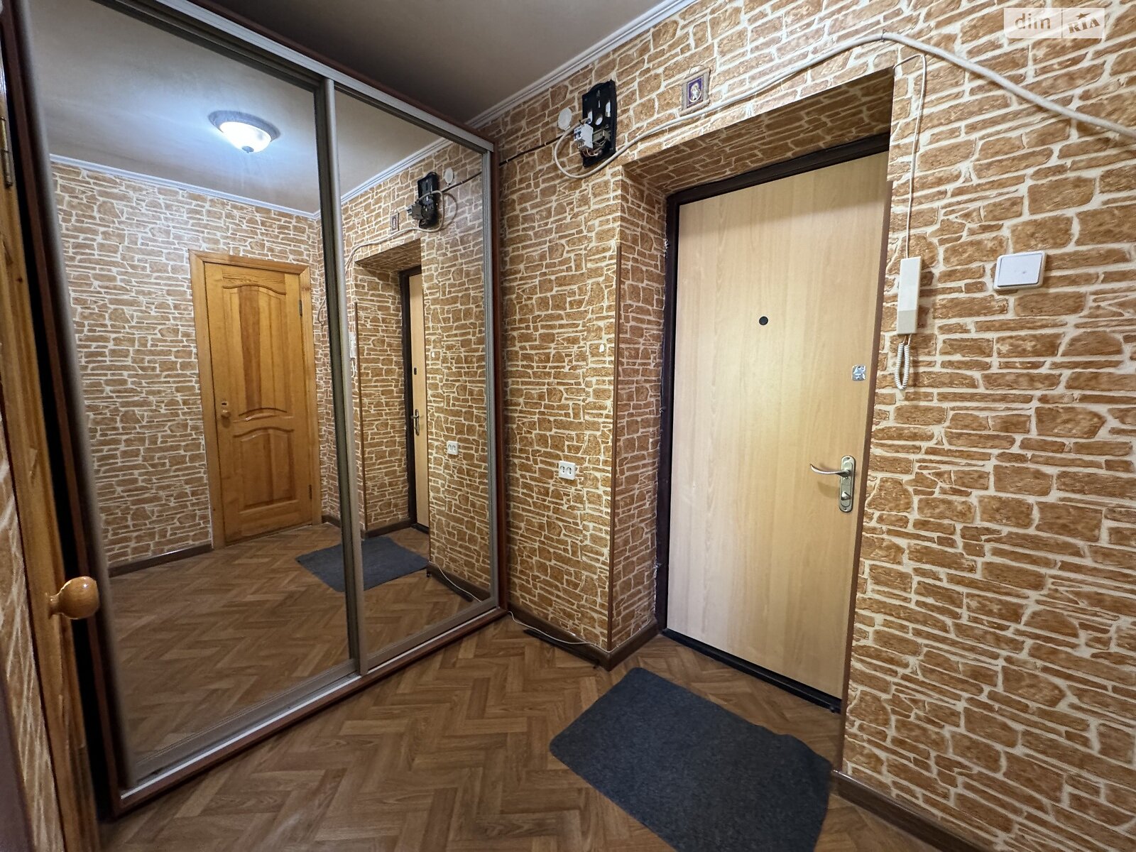 Продаж однокімнатної квартири в Вінниці, на вул. Івана Миколайчука, кв. 163, район Слов'янка фото 1 Продаж однокімнатної квартири в Вінниці, на вул. Івана Миколайчука, кв. 163, район Слов'янка фото 1