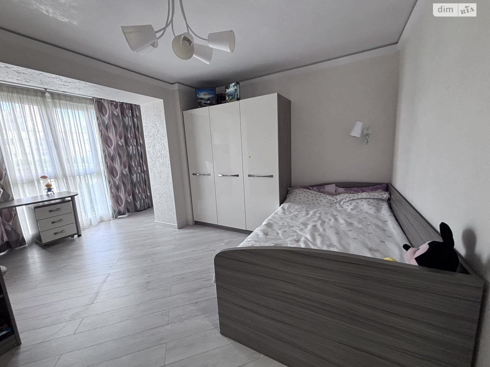 Продаж двокімнатної квартири в Вінниці, на вул. Івана Миколайчука 39, район Слов'янка фото 1 Продаж двокімнатної квартири в Вінниці, на вул. Івана Миколайчука 39, район Слов'янка фото 1