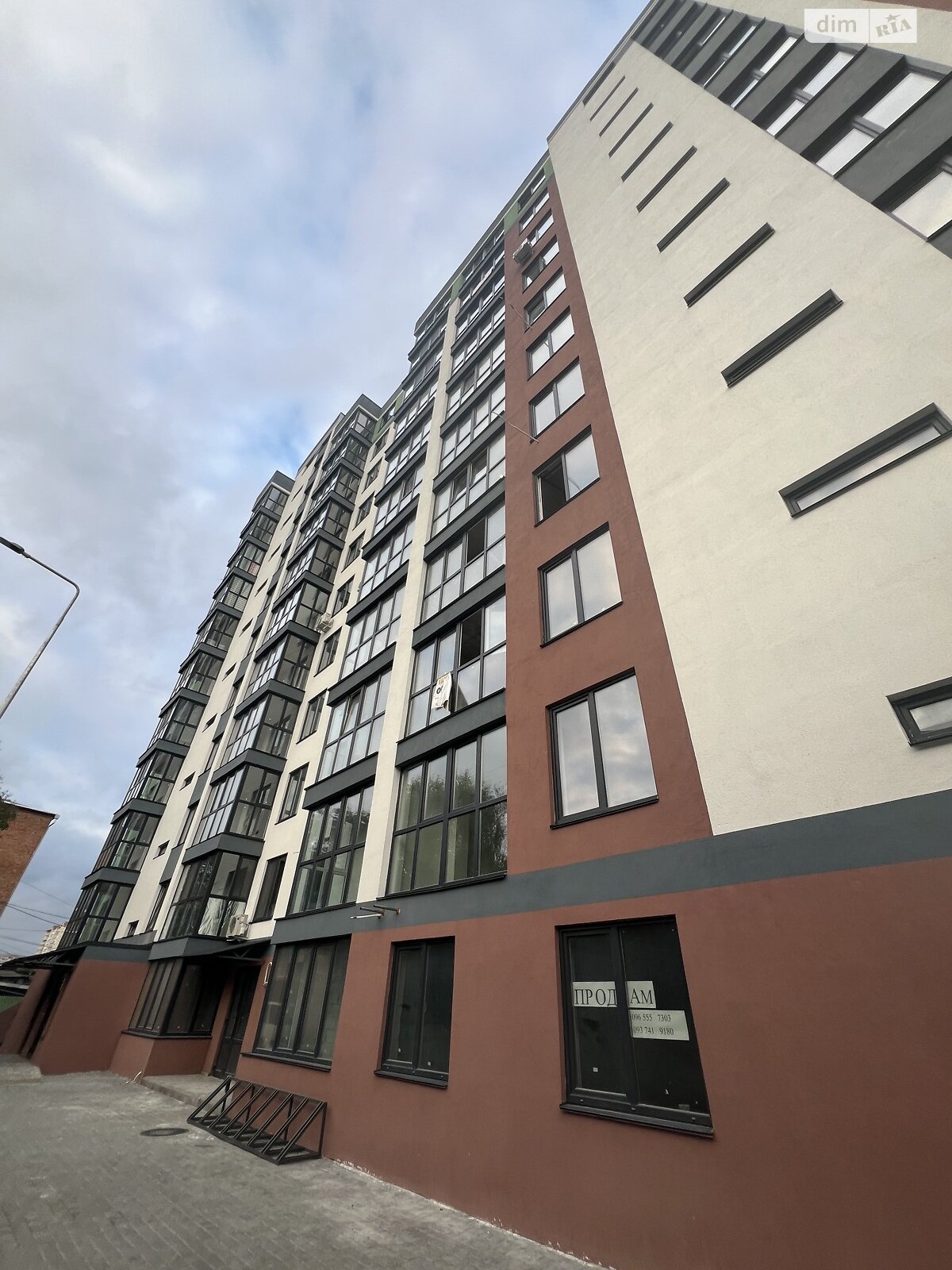 Продаж однокімнатної квартири в Вінниці, на вул. Костянтина Василенка 14В, район Слов'янка фото 1 Продаж однокімнатної квартири в Вінниці, на вул. Костянтина Василенка 14В, район Слов'янка фото 1