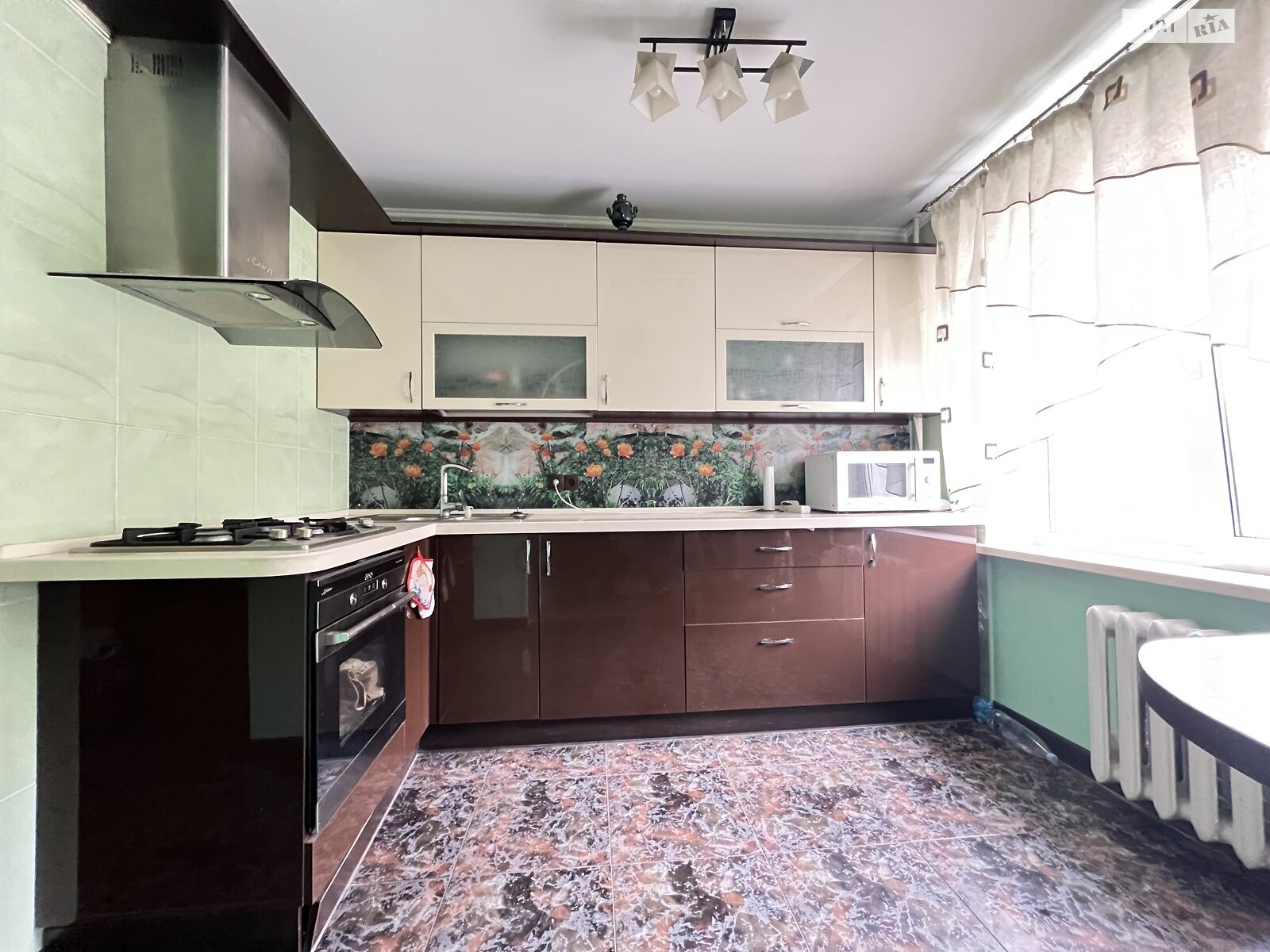 Продажа трехкомнатной квартиры в Виннице, на ул. Константина Василенко, район Славянка фото 1 Продажа трехкомнатной квартиры в Виннице, на ул. Константина Василенко, район Славянка фото 1