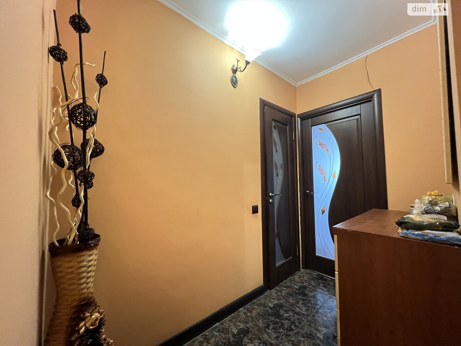 Продажа трехкомнатной квартиры в Виннице, на ул. Константина Василенко, район Славянка фото 1 Продажа трехкомнатной квартиры в Виннице, на ул. Константина Василенко, район Славянка фото 1