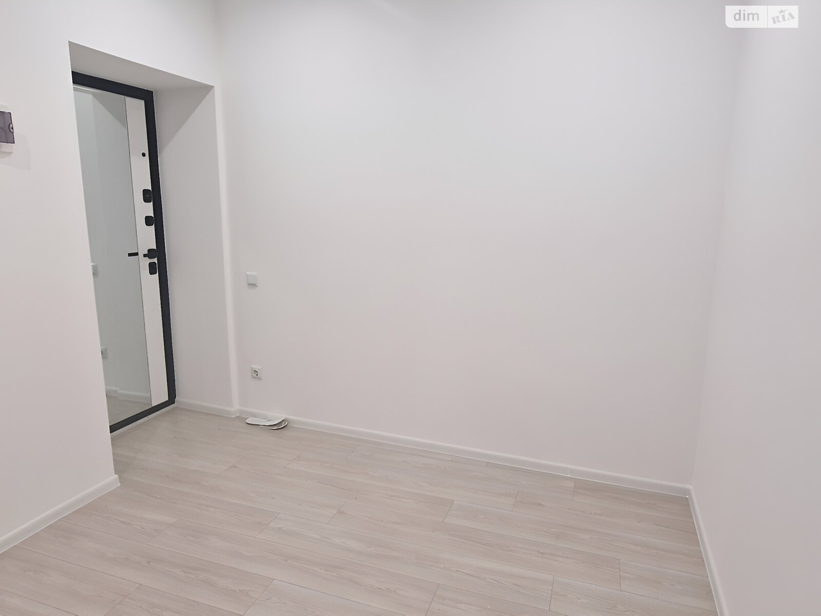 Продаж двокімнатної квартири в Вінниці, на вул. Костянтина Василенка, район Слов'янка фото 1 Продаж двокімнатної квартири в Вінниці, на вул. Костянтина Василенка, район Слов'янка фото 1