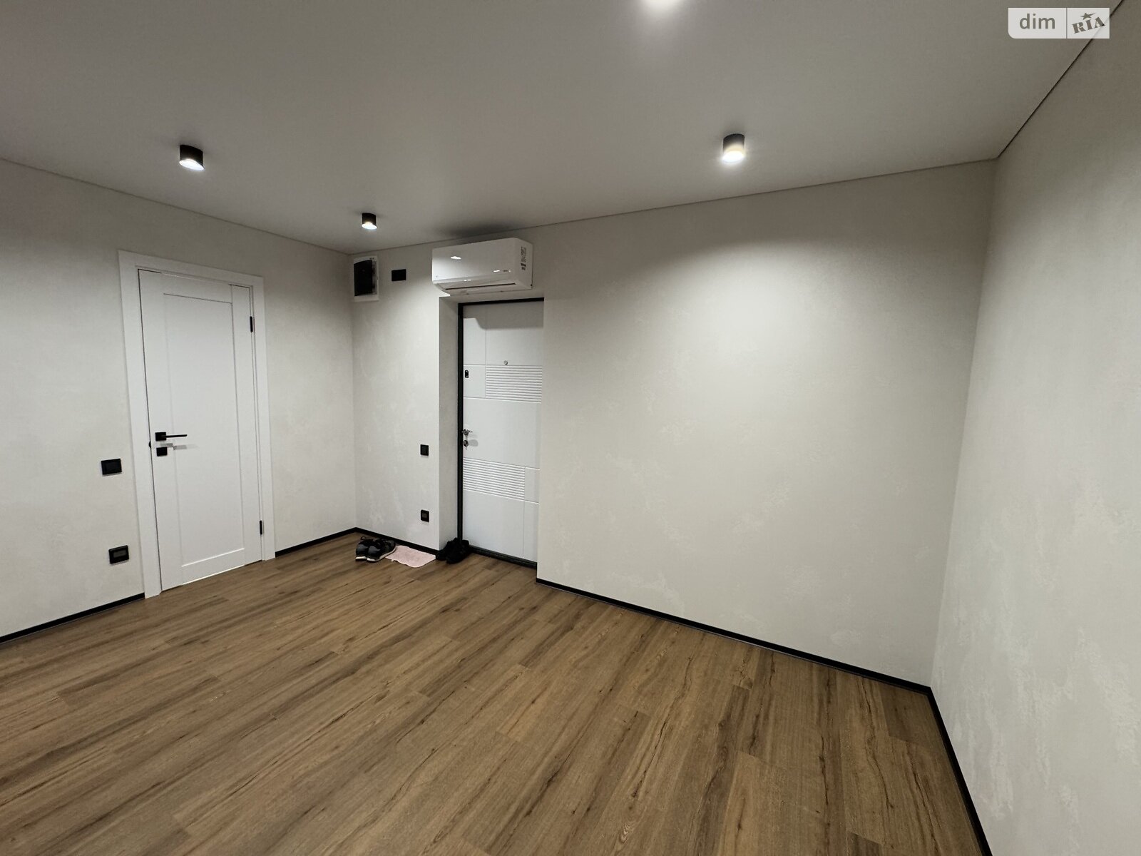 Продажа однокомнатной квартиры в Виннице, на ул. Константина Василенко 14А, район Славянка фото 1 Продажа однокомнатной квартиры в Виннице, на ул. Константина Василенко 14А, район Славянка фото 1