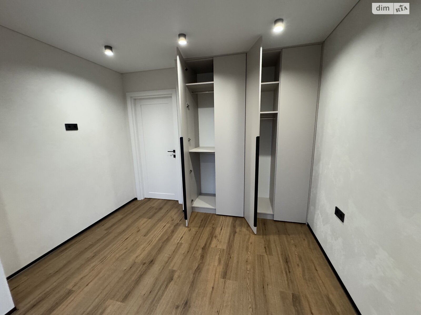 Продажа однокомнатной квартиры в Виннице, на ул. Константина Василенко 14А, район Славянка фото 1 Продажа однокомнатной квартиры в Виннице, на ул. Константина Василенко 14А, район Славянка фото 1