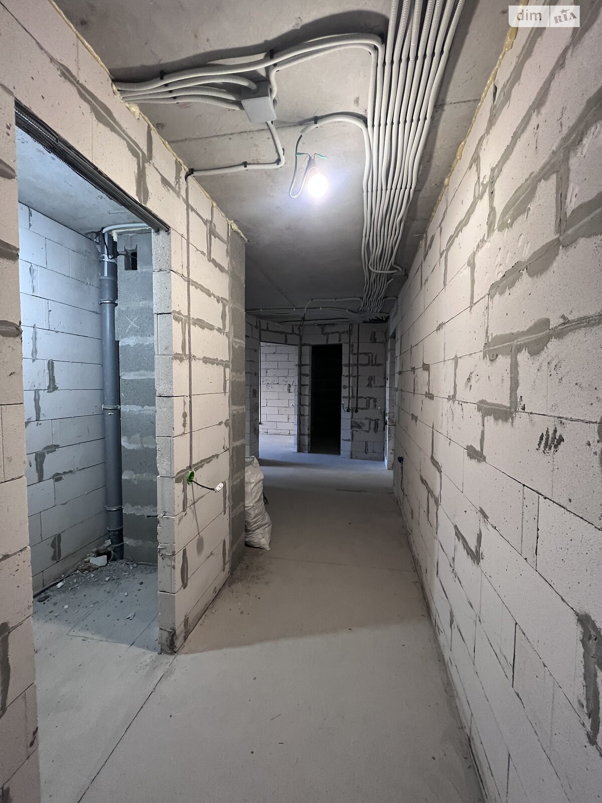 Продаж двокімнатної квартири в Вінниці, на вул. Костянтина Василенка, район Слов'янка фото 1 Продаж двокімнатної квартири в Вінниці, на вул. Костянтина Василенка, район Слов'янка фото 1