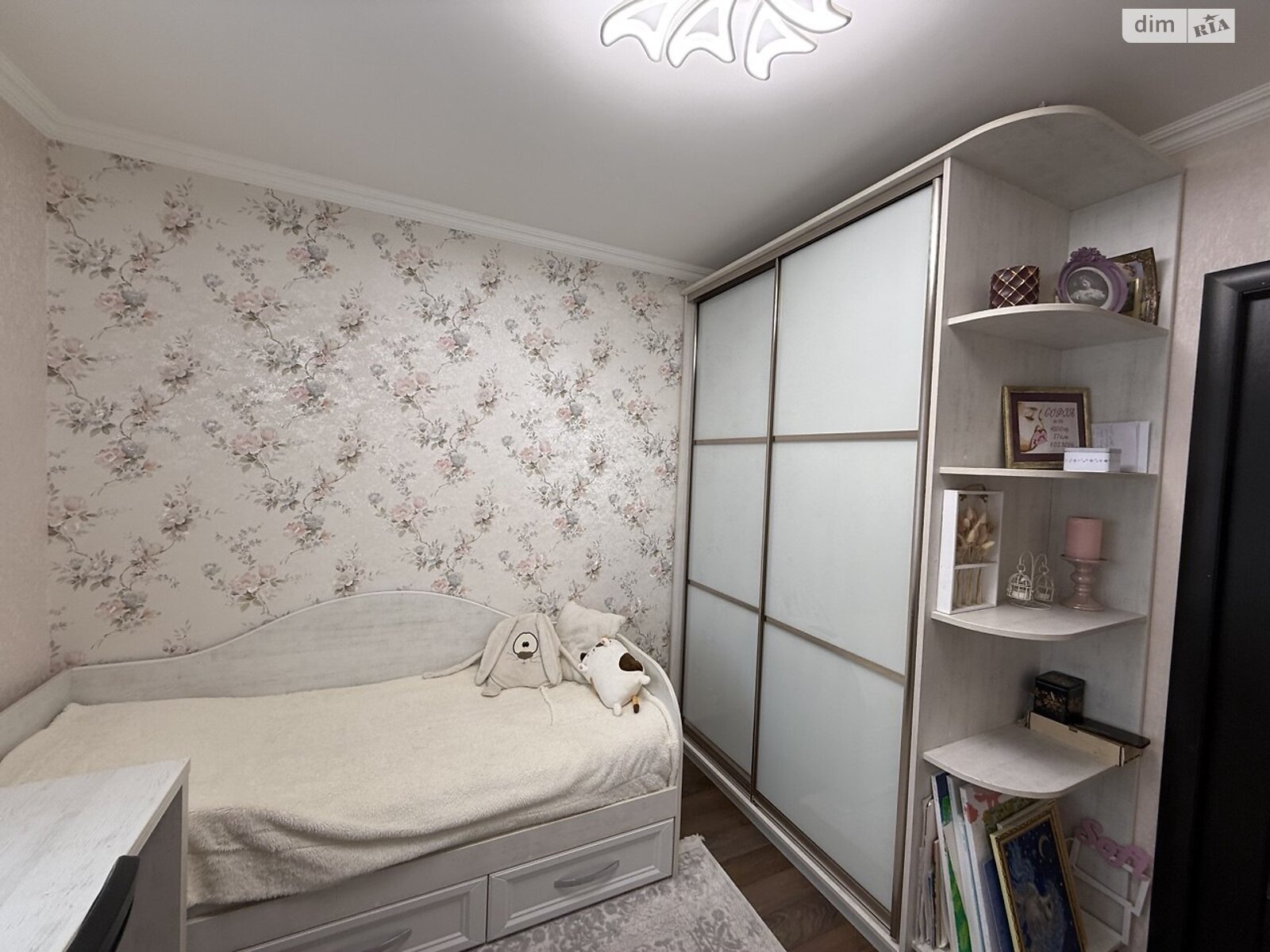 Продаж трикімнатної квартири в Вінниці, на вул. Лялі Ратушної, район Слов'янка фото 1 Продаж трикімнатної квартири в Вінниці, на вул. Лялі Ратушної, район Слов'янка фото 1
