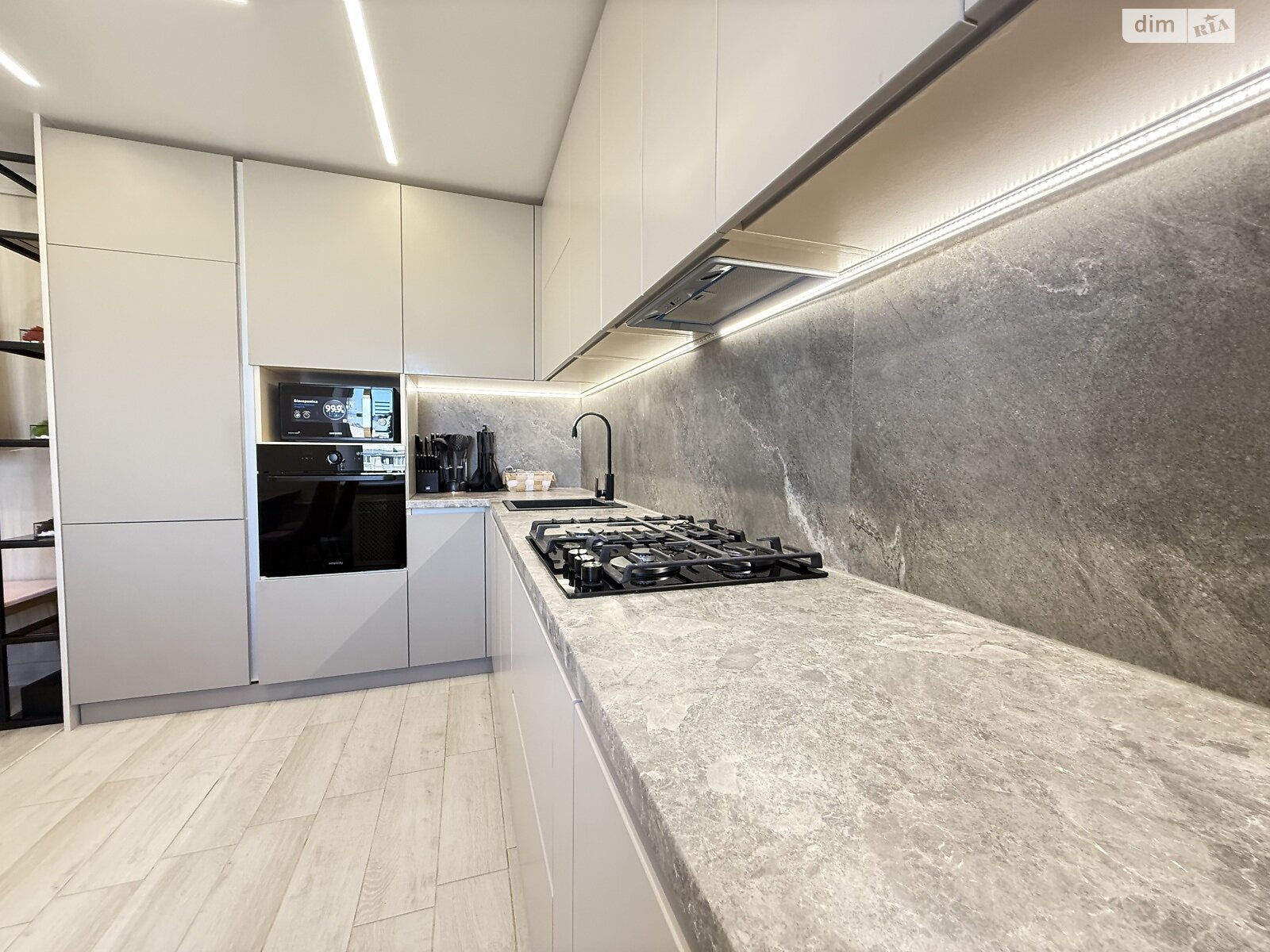 Продажа трехкомнатной квартиры в Виннице, на ул. Николая Амосова, район Славянка фото 1