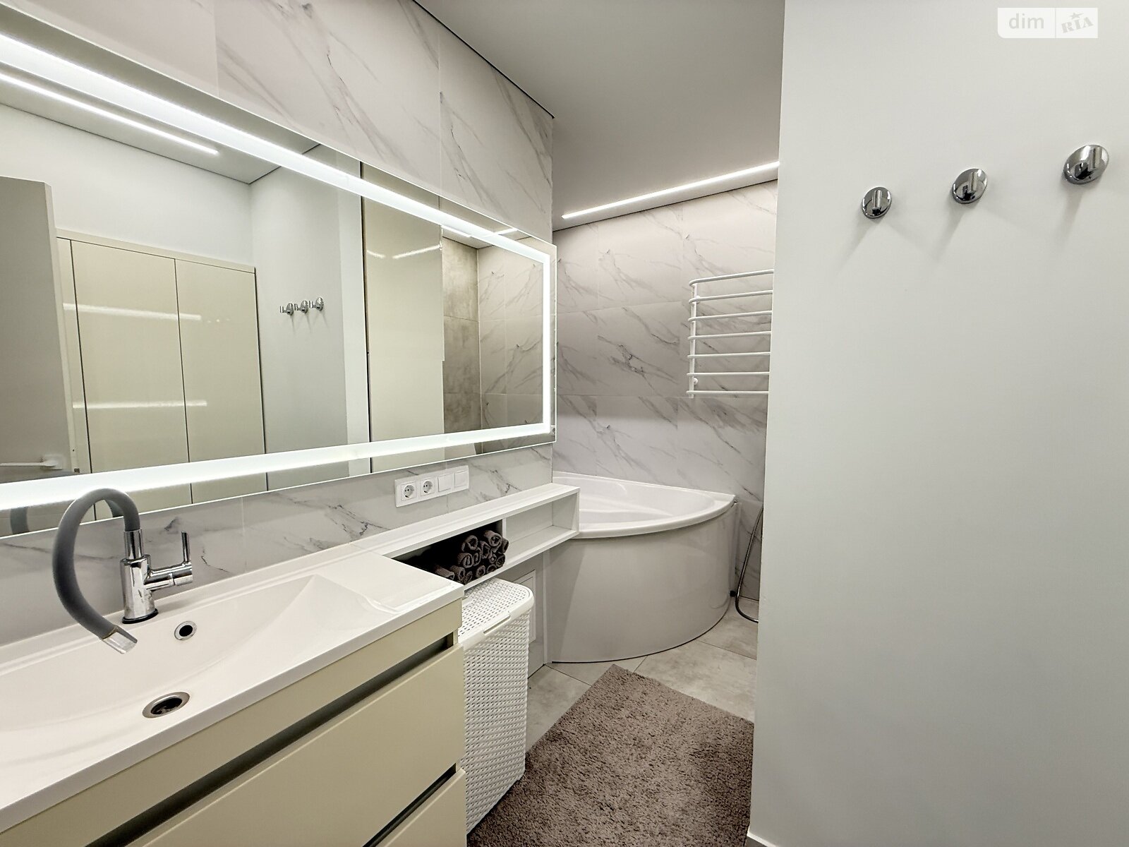 Продажа трехкомнатной квартиры в Виннице, на ул. Николая Амосова, район Славянка фото 1