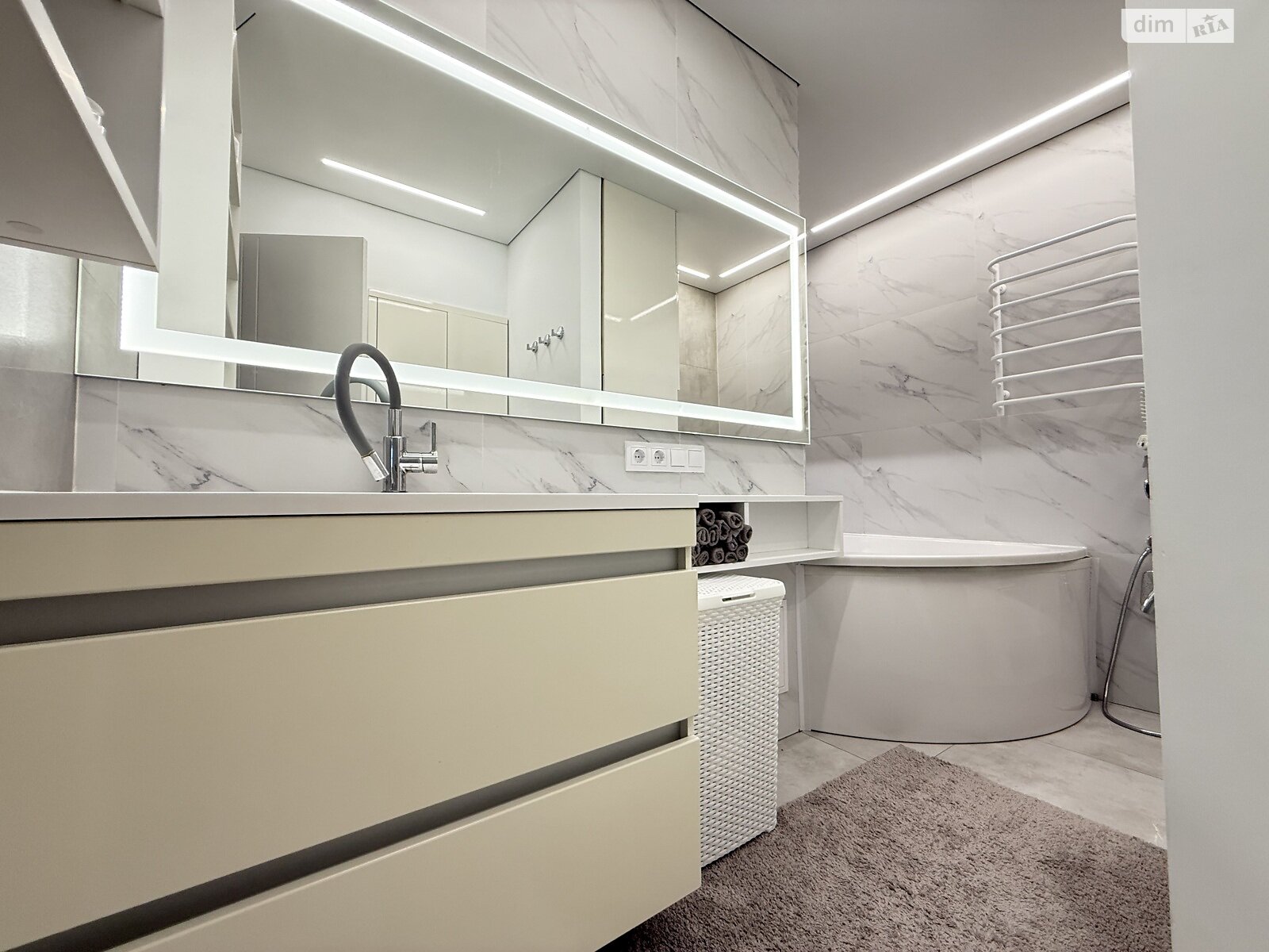 Продажа трехкомнатной квартиры в Виннице, на ул. Николая Амосова, район Славянка фото 1