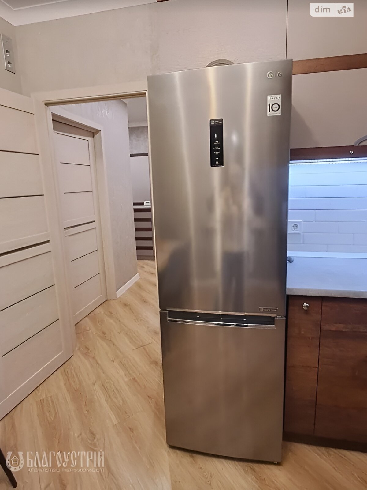 Продажа двухкомнатной квартиры в Виннице, на ул. Пирогова 76В, район Славянка фото 1 Продажа двухкомнатной квартиры в Виннице, на ул. Пирогова 76В, район Славянка фото 1