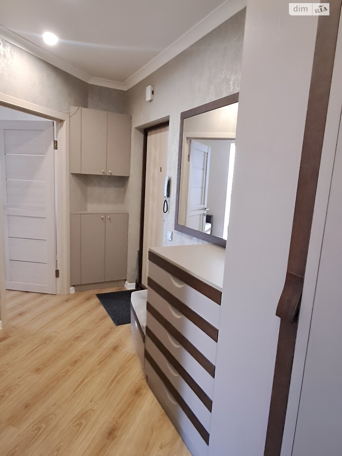 Продажа двухкомнатной квартиры в Виннице, на ул. Пирогова 76В, район Славянка фото 1 Продажа двухкомнатной квартиры в Виннице, на ул. Пирогова 76В, район Славянка фото 1