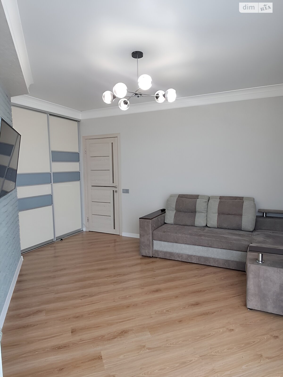 Продажа двухкомнатной квартиры в Виннице, на ул. Пирогова 76В, район Славянка фото 1 Продажа двухкомнатной квартиры в Виннице, на ул. Пирогова 76В, район Славянка фото 1