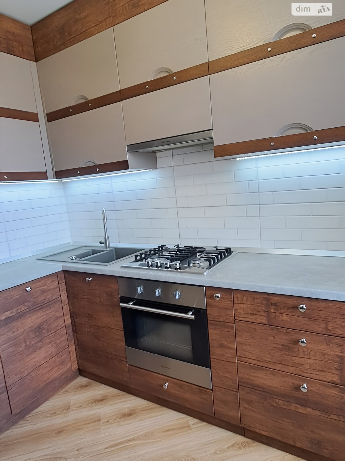 Продажа двухкомнатной квартиры в Виннице, на ул. Пирогова 76В, район Славянка фото 1 Продажа двухкомнатной квартиры в Виннице, на ул. Пирогова 76В, район Славянка фото 1