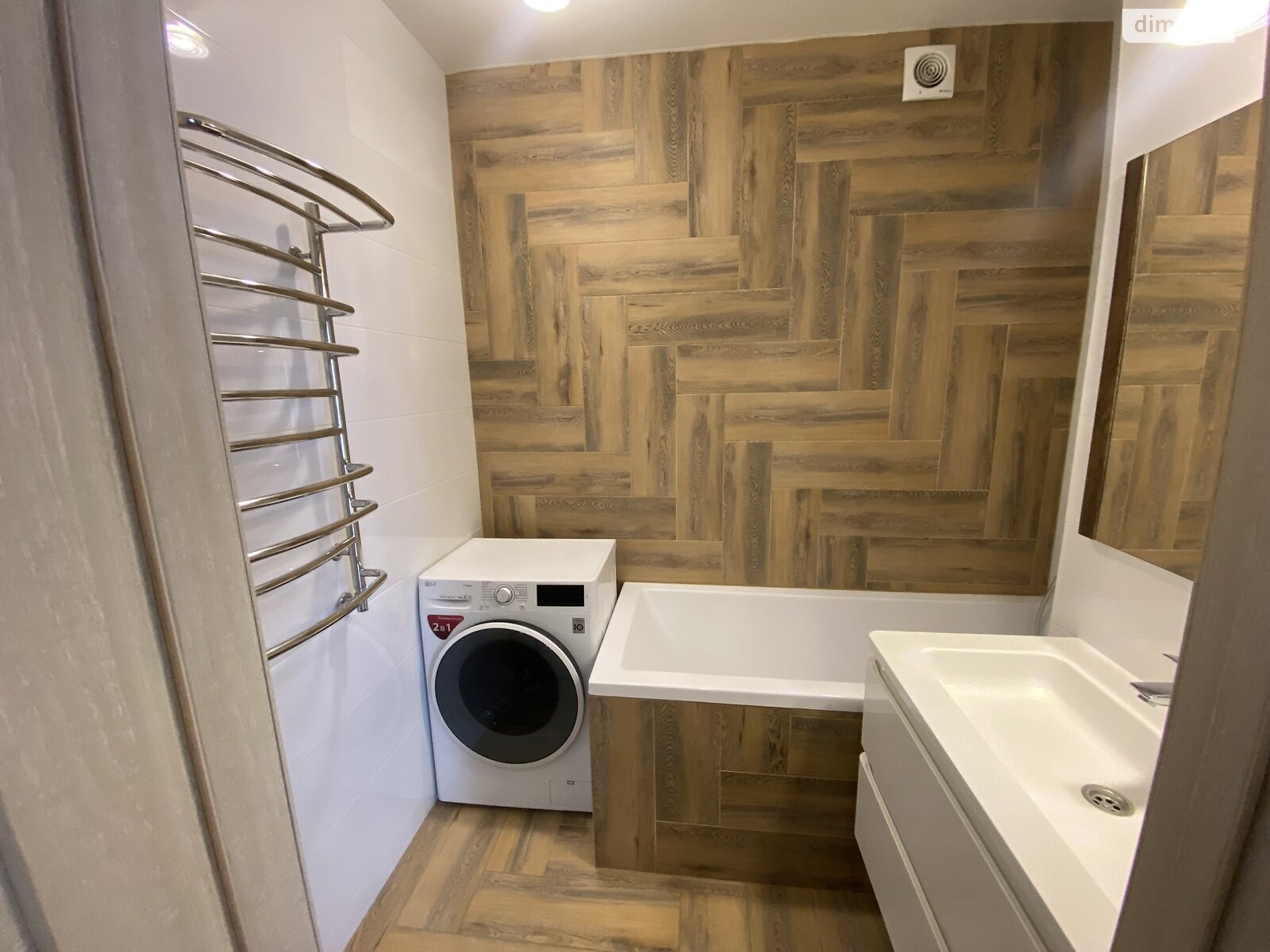 Продажа двухкомнатной квартиры в Виннице, на ул. Пирогова 76, кв. 15, район Славянка фото 1 Продажа двухкомнатной квартиры в Виннице, на ул. Пирогова 76, кв. 15, район Славянка фото 1