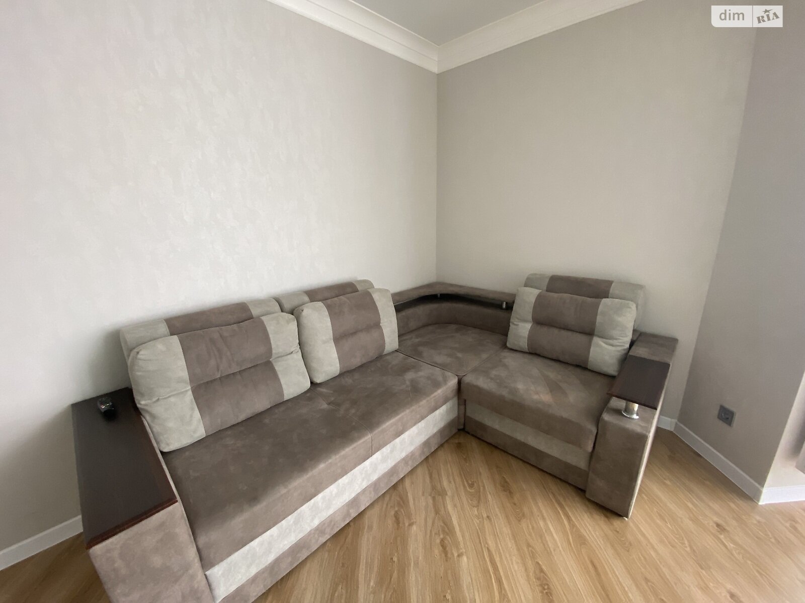 Продажа двухкомнатной квартиры в Виннице, на ул. Пирогова 76, кв. 15, район Славянка фото 1 Продажа двухкомнатной квартиры в Виннице, на ул. Пирогова 76, кв. 15, район Славянка фото 1