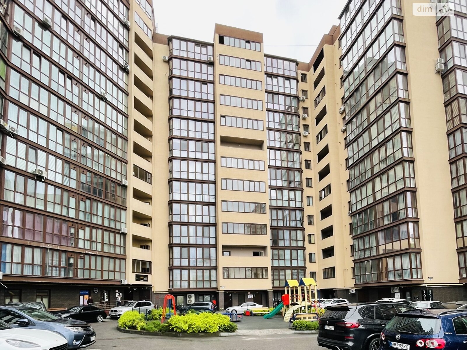 Продаж двокімнатної квартири в Вінниці, на вул. Пирогова 76В, район Слов'янка фото 1 Продаж двокімнатної квартири в Вінниці, на вул. Пирогова 76В, район Слов'янка фото 1