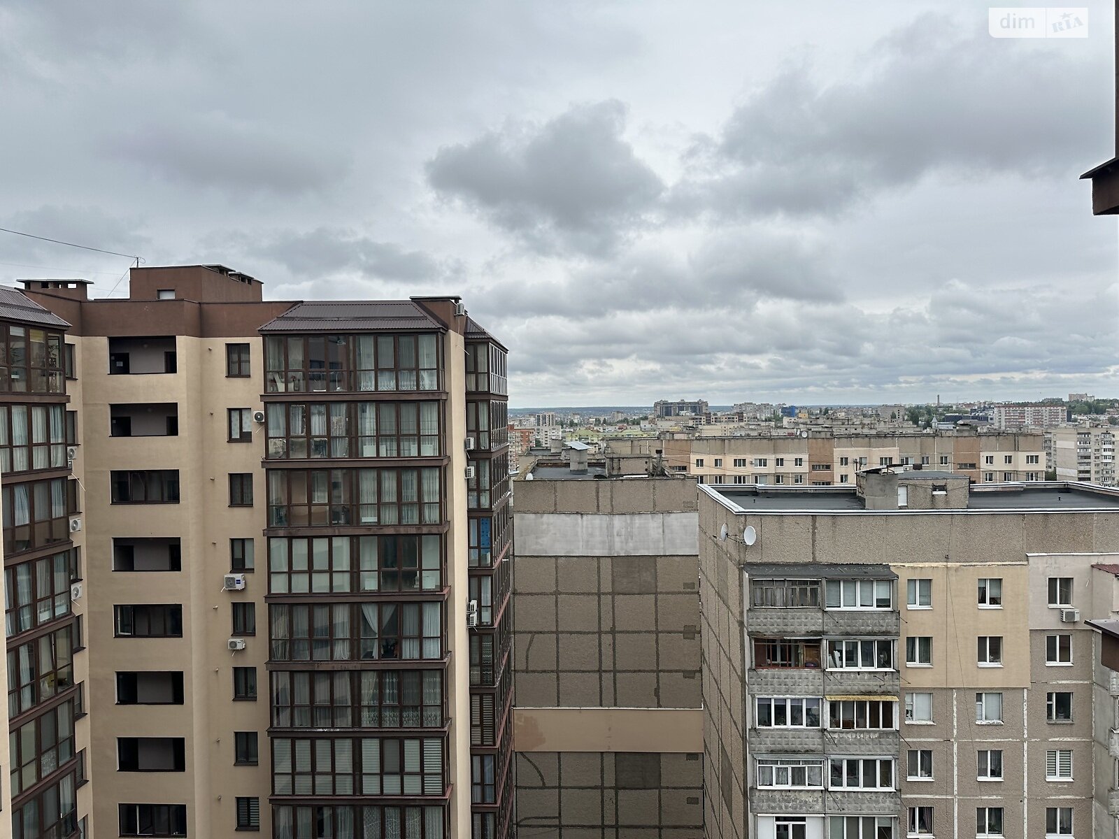 Продаж двокімнатної квартири в Вінниці, на вул. Пирогова, район Слов'янка фото 1 Продаж двокімнатної квартири в Вінниці, на вул. Пирогова, район Слов'янка фото 1