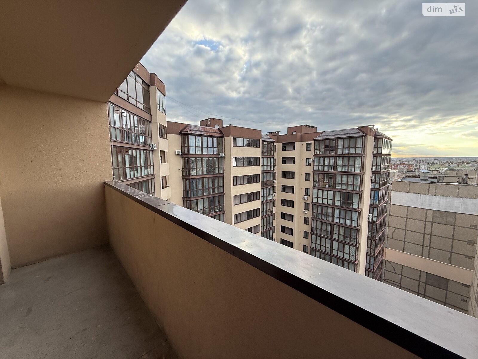 Продаж двокімнатної квартири в Вінниці, на вул. Пирогова 76В, район Слов'янка фото 1 Продаж двокімнатної квартири в Вінниці, на вул. Пирогова 76В, район Слов'янка фото 1