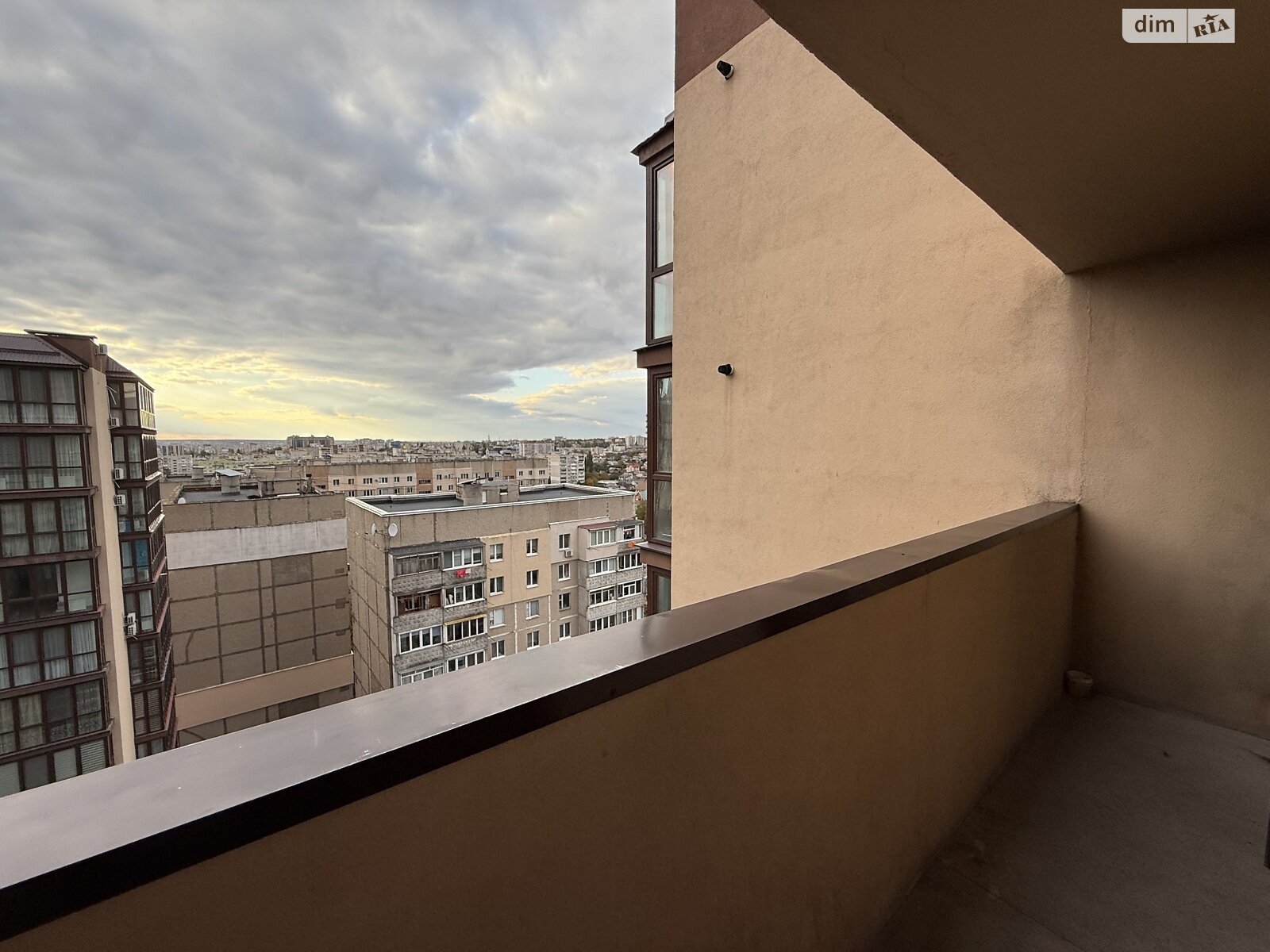 Продаж двокімнатної квартири в Вінниці, на вул. Пирогова 76В, район Слов'янка фото 1 Продаж двокімнатної квартири в Вінниці, на вул. Пирогова 76В, район Слов'янка фото 1