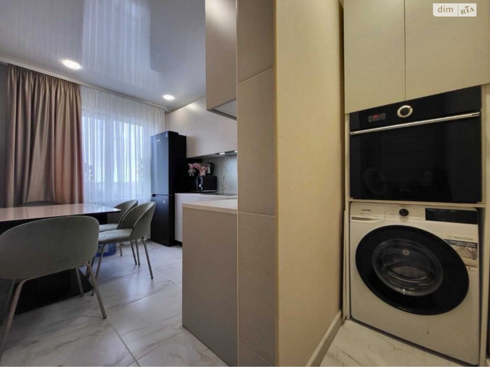 Продажа трехкомнатной квартиры в Виннице, на ул. Пирогова, район Славянка фото 1 Продажа трехкомнатной квартиры в Виннице, на ул. Пирогова, район Славянка фото 1