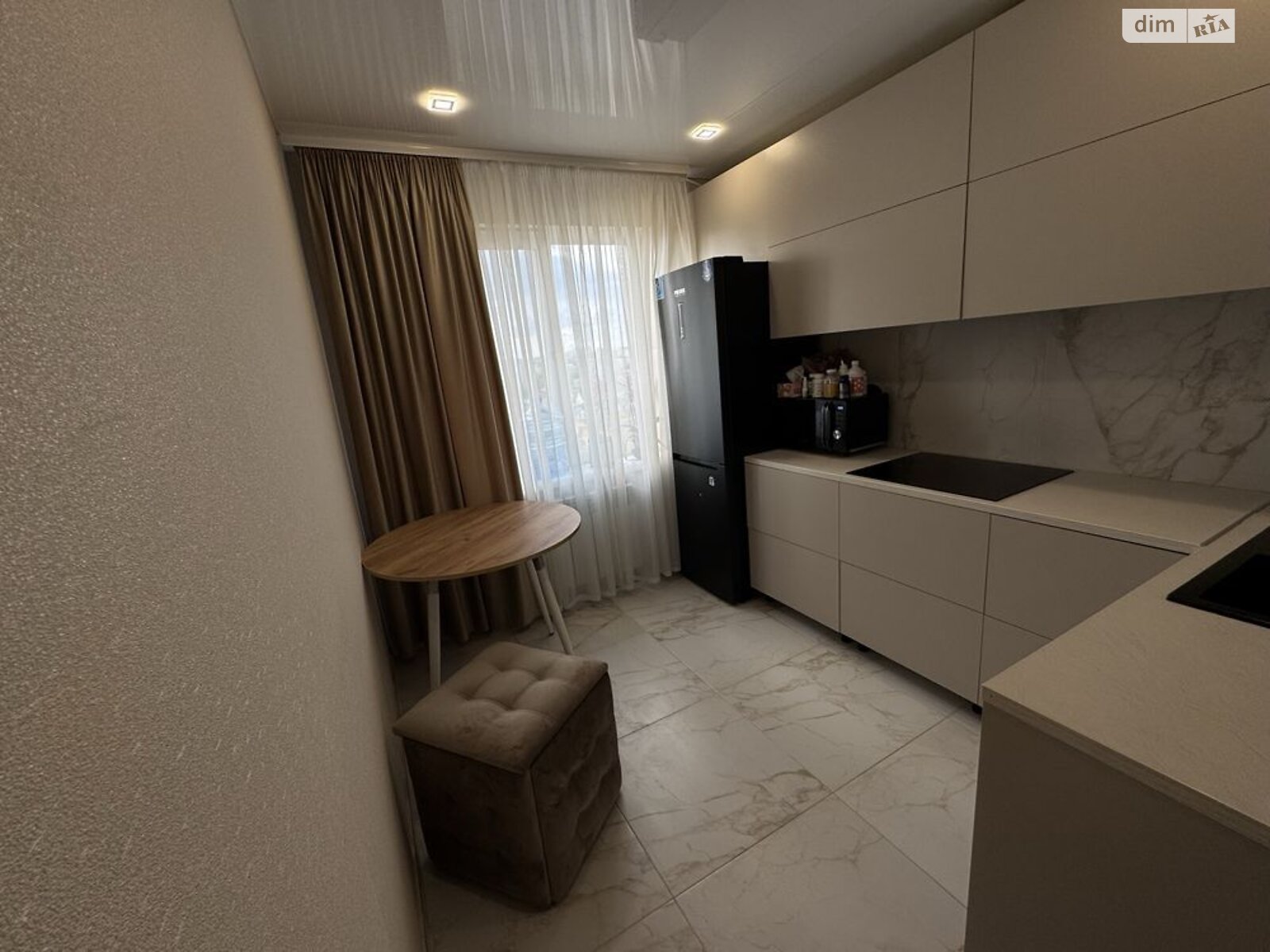 Продажа трехкомнатной квартиры в Виннице, на ул. Пирогова, район Славянка фото 1 Продажа трехкомнатной квартиры в Виннице, на ул. Пирогова, район Славянка фото 1