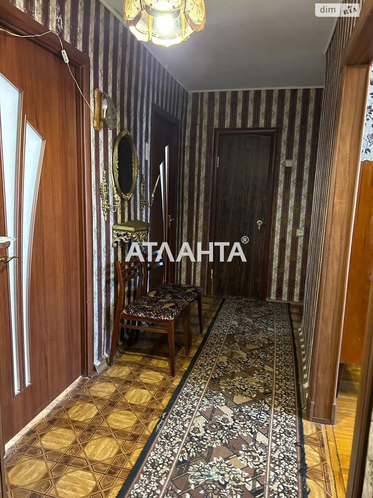Продаж трикімнатної квартири в Вінниці, на вул. Олександри Бурбело, район Слов'янка фото 1 Продаж трикімнатної квартири в Вінниці, на вул. Олександри Бурбело, район Слов'янка фото 1