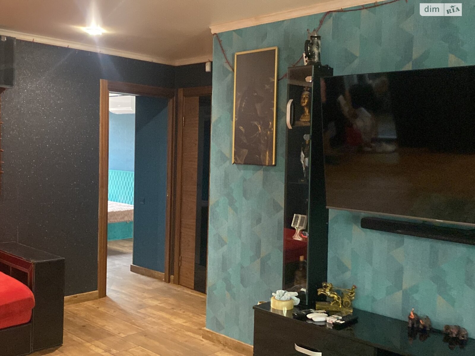 Продаж трикімнатної квартири в Вінниці, на пров. Наскрізний 14, район Слов'янка фото 1 Продаж трикімнатної квартири в Вінниці, на пров. Наскрізний 14, район Слов'янка фото 1