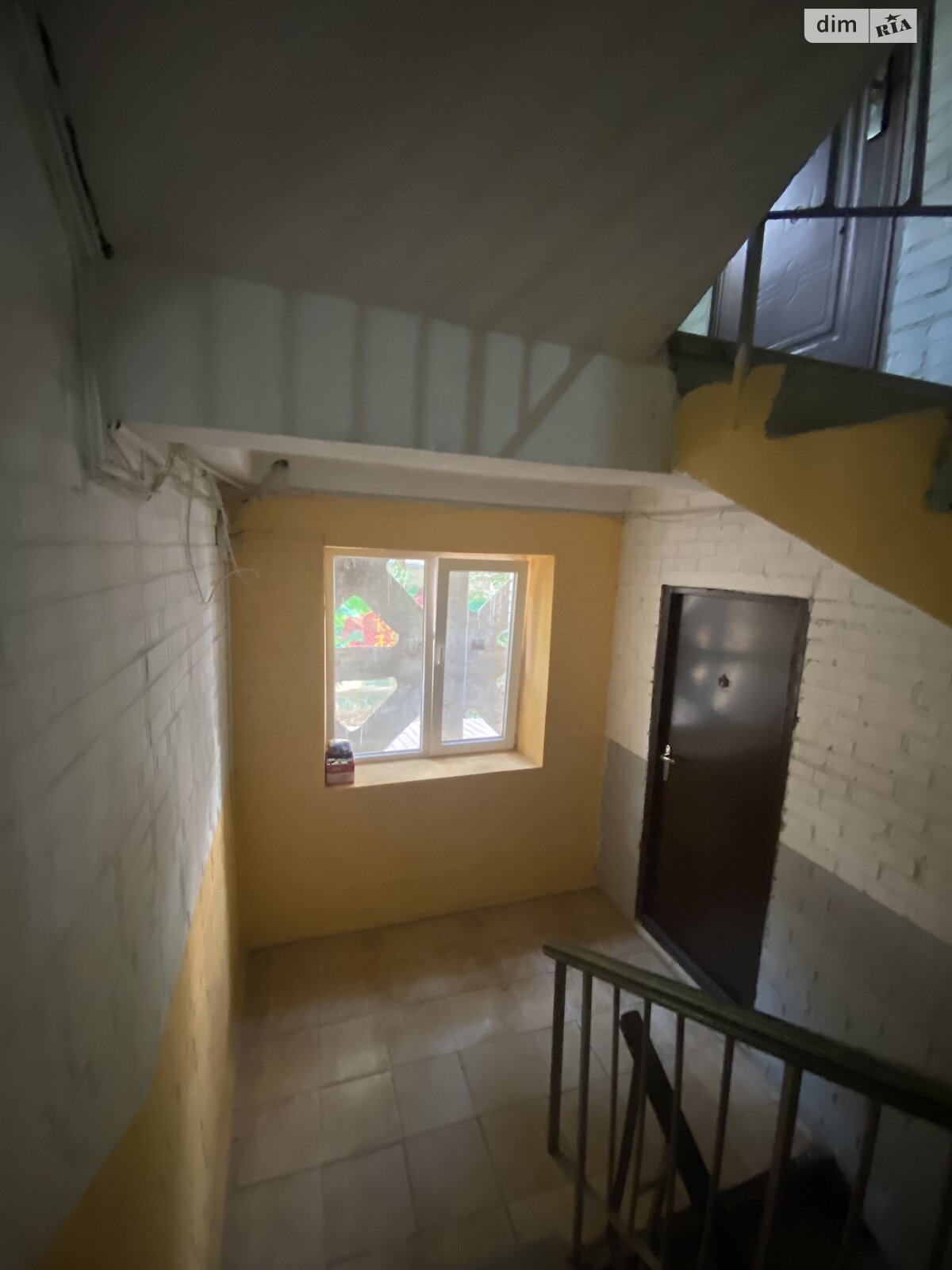 Продаж трикімнатної квартири в Вінниці, на пров. Наскрізний 14, район Слов'янка фото 1 Продаж трикімнатної квартири в Вінниці, на пров. Наскрізний 14, район Слов'янка фото 1