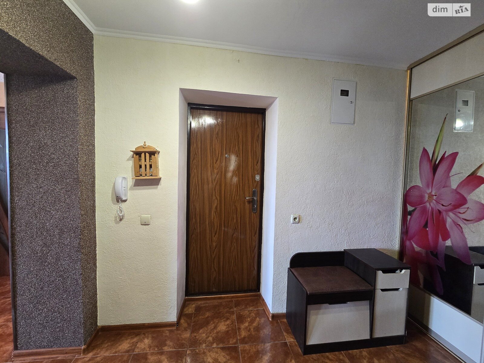 Продаж двокімнатної квартири в Вінниці, на пров. Наскрізний 14, район Слов'янка фото 1 Продаж двокімнатної квартири в Вінниці, на пров. Наскрізний 14, район Слов'янка фото 1