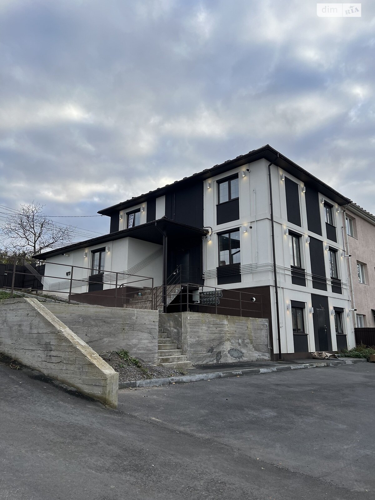 Продажа однокомнатной квартиры в Виннице, на пер. Братьев Котенков, район Старый город фото 1