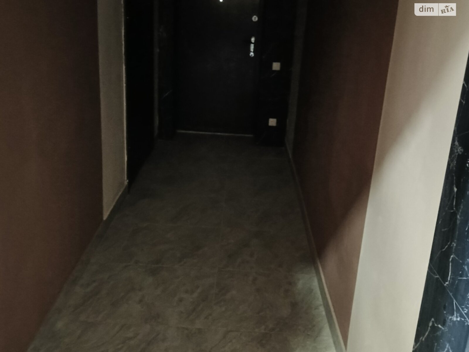 Продаж однокімнатної квартири в Вінниці, на вул. Братів Котенків, район Старе місто фото 1