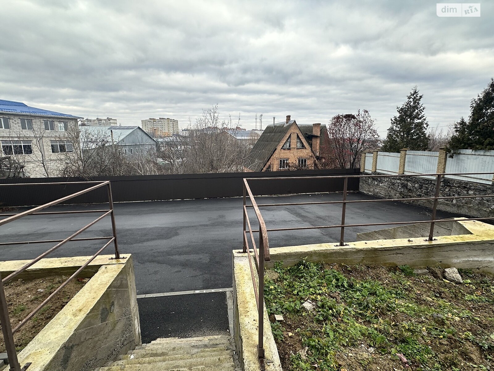 Продаж однокімнатної квартири в Вінниці, на вул. Братів Котенків 5, район Старе місто фото 1