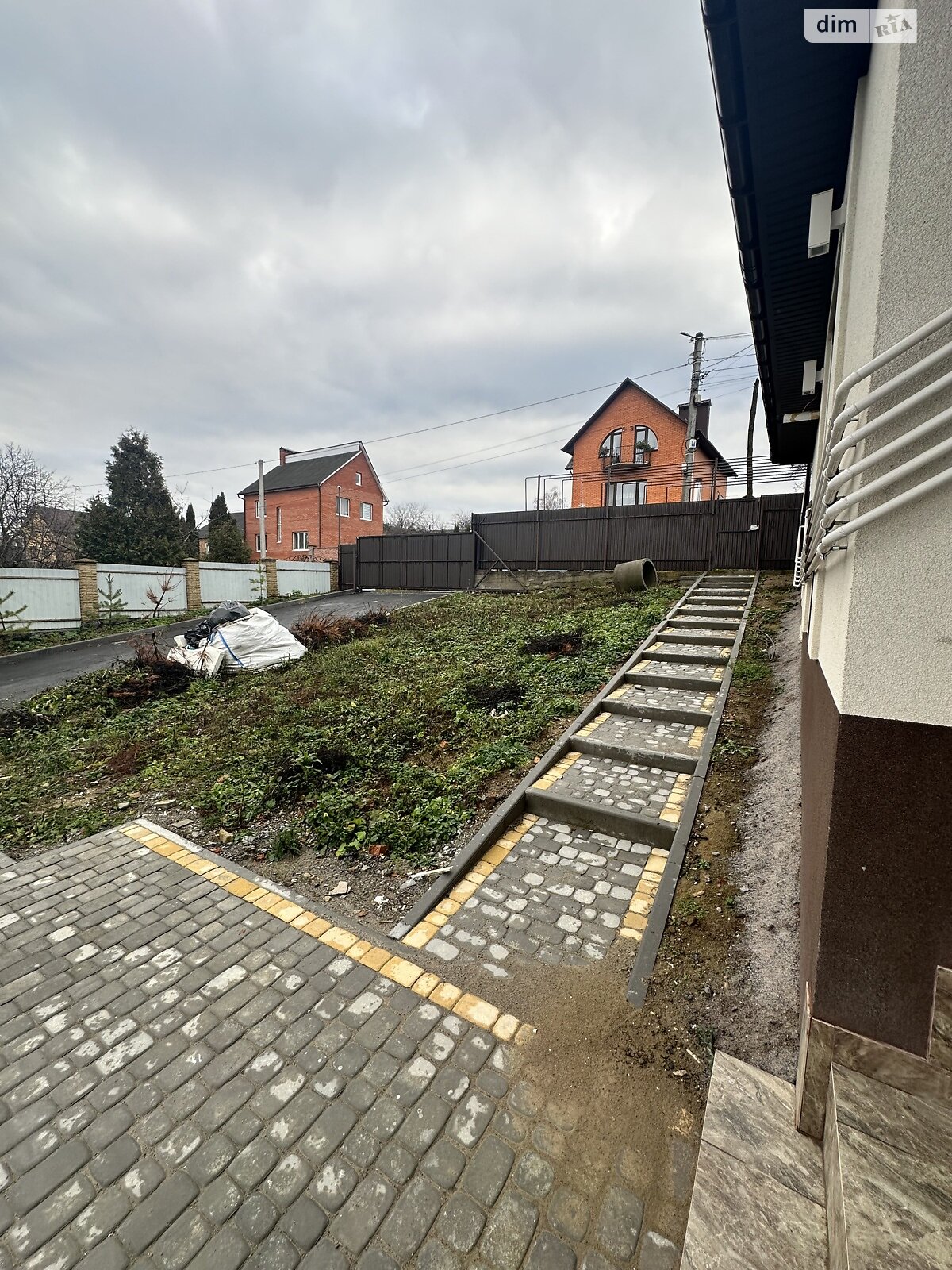 Продаж однокімнатної квартири в Вінниці, на вул. Братів Котенків 5, район Старе місто фото 1