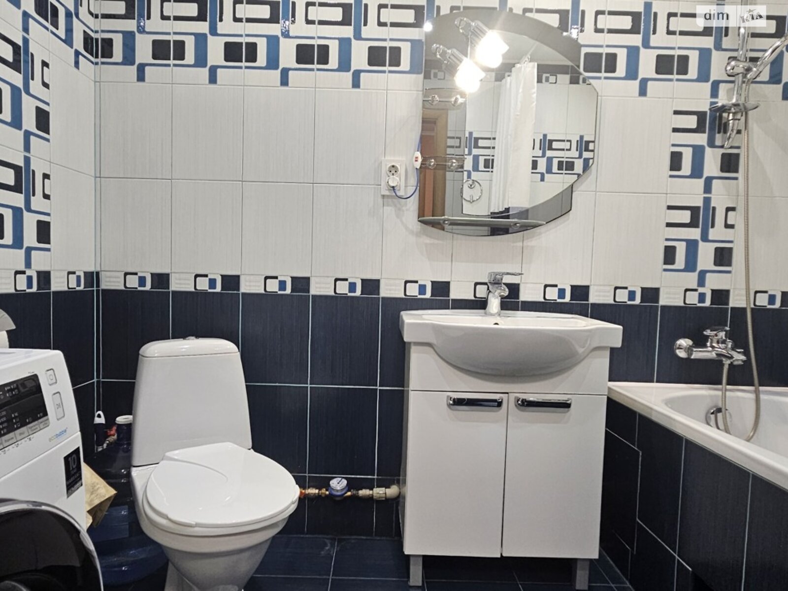 Продаж двокімнатної квартири в Вінниці, на вул. Барвиста, район Старе місто фото 1 Продаж двокімнатної квартири в Вінниці, на вул. Барвиста, район Старе місто фото 1