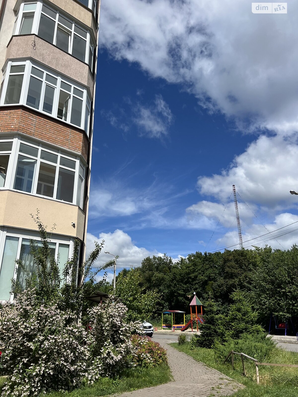 Продаж трикімнатної квартири в Вінниці, на вул. Нагірна 19С, район Старе місто фото 1 Продаж трикімнатної квартири в Вінниці, на вул. Нагірна 19С, район Старе місто фото 1